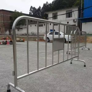 YC Barrière en acier professionnelle vente chaude barrière de contrôle des foules couvre belle clôture de barrière de foule - Product Image 2