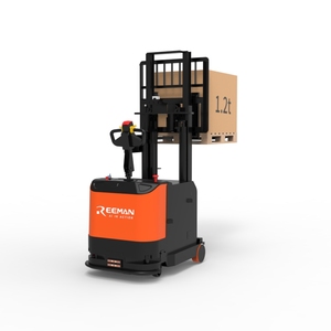 Chariot élévateur à fourche Reeman CBOT12F à navigation laser, moteur AC, batterie lithium-ion 48V 30Ah, capacité de charge 1200 kg, largeur d'allée 3 m - Product Image 1