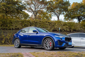 ชุดแต่งตัวถังรถยนต์ SUV Levante รุ่นที่ 1 ใหม่ล่าสุด อัพเกรดสไตล์ GTS กันชนคาร์บอนไฟเบอร์ ฝากระโปรงคาร์บอนไฟเบอร์ - Product Image 4