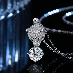 Collana Hiphop Cool Leopard Moissanite in Argento Sterling 925 Placcato Oro 14K con Ciondolo Unisex per Uso Quotidiano - Product Image 2