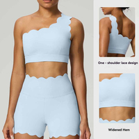 Soutien-gorge de sport personnalisé à élasticité quadridirectionnelle, pour la gym, le fitness, le yoga, le Pilates, à une épaule, doux pour la peau, à bordure en forme de pétale, séchage rapide