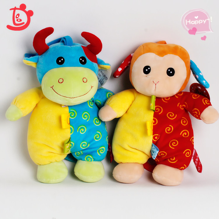 OEM красочная детская корова мягкая животная плюшевая обезьяна детские музыкальные подвесные игрушки