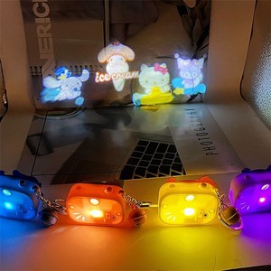 Mini Proyector Original Popular de Instagram, Llavero de Silicona, Colgante de Plástico para Mochila, Llaves de Coche, Regalos para Parejas - Product Image 5