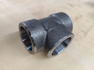 Acier au carbone ASTM A105 ASME B16.11 Classe de pression 6000 <span class=keywords><strong>1</strong></span>/<span class=keywords><strong>2</strong></span>\" NPT Extrémité filetée Égal Té standard ASME B1.20.<span class=keywords><strong>1</strong></span> - Product Image 2