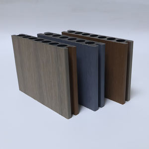 Pisos de <span class=keywords><strong>Wpc</strong></span> para exteriores resistentes a los rayos UV y tableros de cubierta compuestos de plástico y madera a la venta - Product Image 6