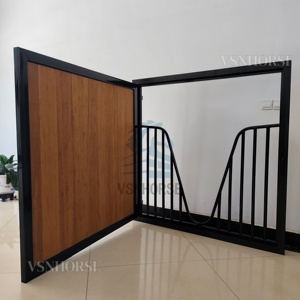 Janela Ventilada para Celeiro com Barras de Aço Reforçadas em Bambu Ecológico para Baias de Cavalos: Segurança e Durabilidade Aprimoradas para sua Fazenda - Product Image 1