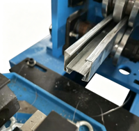 Máquina de Perfilado CNC de Alta Calidad para Materiales de Construcción, para Perfiles de Acero de Vigas Laterales