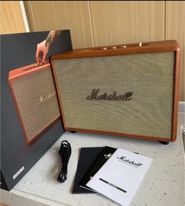 ลำโพง Marshall Woburn III สำหรับใช้ในบ้าน พร้อมระบบควบคุมเสียงเบสและเสียงแหลมที่ทรงพลัง |   ปลั๊กไฟแบบเสียบปลั๊ก |   เครื่องเล่นแผ่นเสียงที่ใช้งานร่วมกันได้ |   35มม. - Product Image 1