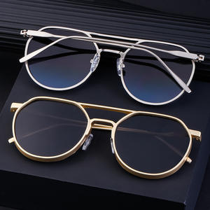 Gafas de sol de aviador retro ovaladas de metal personalizadas para hombre, montura negra, lentes de PC con protección UV400, estilo Instagram. - Product Image 5