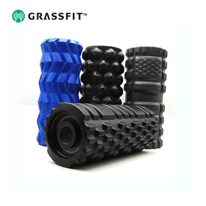 GRASSFIT private labebling <span class=keywords><strong>massaggio</strong></span> dei tessuti profondi <span class=keywords><strong>rullo</strong></span> <span class=keywords><strong>muscolare</strong></span> elettrico <span class=keywords><strong>rullo</strong></span> in schiuma EVA vibrante nero <span class=keywords><strong>per</strong></span> fitness home gym - Product Image 1