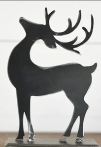 Ornement de renne en métal moderne, noir mat, sculpture silhouetted faite à la main, décoration de table de Noël pour la maison - Product Image 4