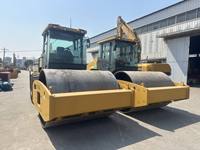 Rouleau vibratoire à tambour unique de 20 tonnes d'origine chinoise XS203J en promotion