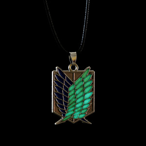 Nouveau Collier Lumineux Anime Tendance, Pendentif en Alliage Ailes de la Liberté du Corps d'Exploration, Porte-clés Créatif pour Femme - Product Image 4