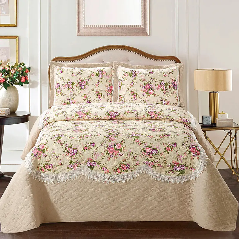 Couvre-lit en polyester de couleur unie avec broderie en dentelle, couvre-lit en patchwork de luxe