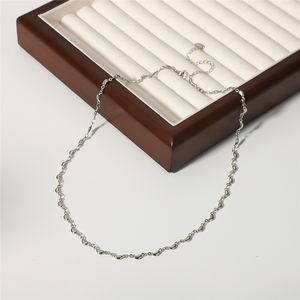 Nouveau Collier Chaîne Maillons Banane en Acier Inoxydable Poli Miroir de Designer Canadien, Créatif <span class=keywords><strong>Argent</strong></span>é pour Hommes et Femmes, Bijou Classique - Product Image 3