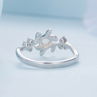 Bagues rondes en argent Sterling 925, opale de feu blanche pour femmes, bijoux de mariage, cadeau, Style feuille, bague de fiançailles, BSR309