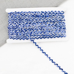 Atacado DIY 1cm Costura Têxtil Lace Barato 13m Net Malha Lantejoulas Pequena Fita Trimming Costume Dancewear Onda Lace Trim - Product Image 3