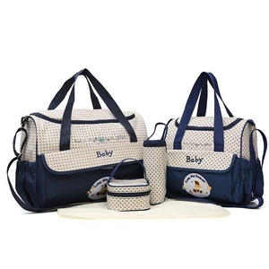 Sac à langer multifonctionnel grande capacité, ensemble de cinq pièces tendance pour maman, imperméable, sac à langer pour bébé, sac à langer pour maman, toutes saisons - Product Image 1