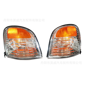 Luz de Señalización para Toyota Tundra 00-04, Dos Puertas, Esquina Izquierda/Derecha, Material PC, OE 81510-0C010 - Product Image 3