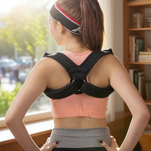 Attelle de soutien claviculaire durable en forme de 8, ceinture de fixation claviculaire réglable avec anneau métallique pour la correction de la posture du haut du dos - Product Image 3