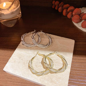 Pendientes de moda simples 2025, S925 pendientes de plata, circón, accesorios de joyería versátiles para mujer, Boutique de moda - Product Image 4