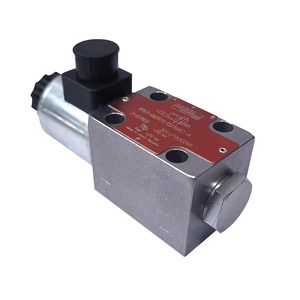Commande directionnelle quatre voies 315 bars 60 L/min Connexion 1/2 pouce Hydraulique - Product Image 6