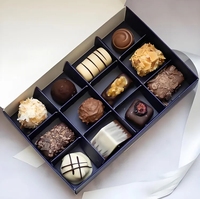 Logo personnalisé Dessert Macaron Cookie Boîte d'emballage en carton Forme pliée et fente cadeau pour chocolat et pâtisseries