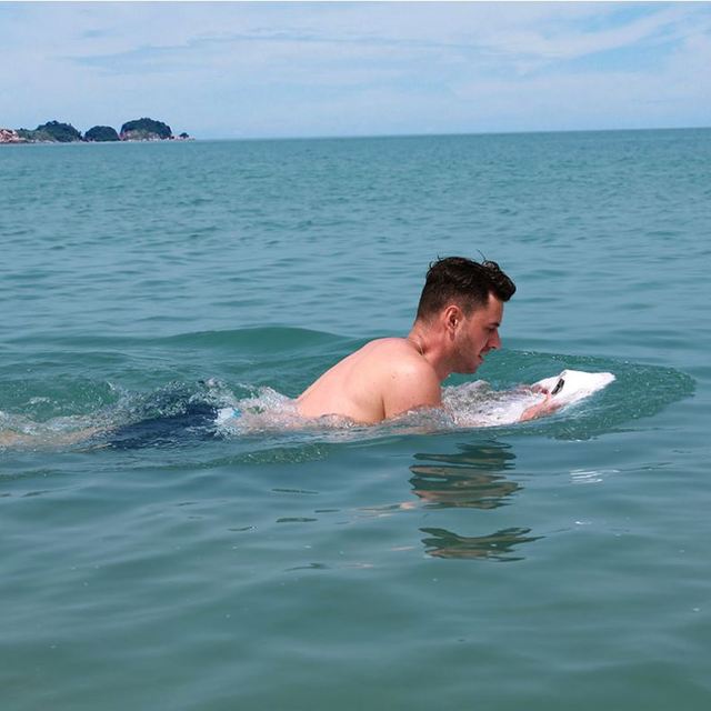 3200W High Power Electric Jet Surfboard E-Surfboard for Water Sport / Rental Business CE Certified OEM Factory Price