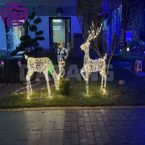 Luz LED 3D grande con diseño de reno, clasificación IP65, para exhibición en centros comerciales y decoraciones navideñas de jardín al aire libre. - Product Image 3