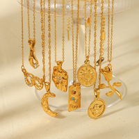 Collier en acier inoxydable plaqué or PVD 18K Collier pendentif romantique en résine Prtrait