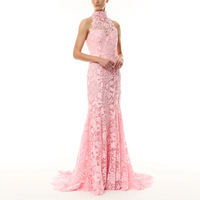 OUDINA Nouvelle Robe de Soirée Longue Maxi Élégante Sans Manches à Col Halter avec Broderie en Dentelle Grande Taille