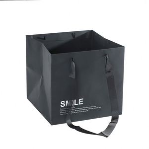 Bolsa de Regalo de Papel Blanco Ecológica Chengrui con Asa de Parche, Color Personalizado, para el Día de San Valentín - Product Image 2