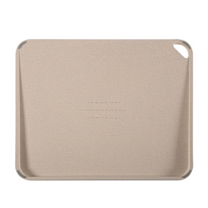 Tabla de cortar de paja de trigo 100% tabla de cortar de plástico ecológica con agujeros colgantes Apto para lavavajillas OEM al por mayor - Product Image 5