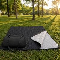 Wasserdichte Outdoor-Decke Doppelseitig Fleece-Gefüttert Tragbare Camping-Picknick-Strandmatte mit Tragetasche OEM-Hersteller
