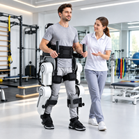 Exosquelette de rééducation des membres inférieurs réglable pour différentes tailles corporelles