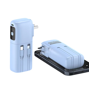 Batterie externe 22,5 W en gros, 10000 mAh, petite, avec câble, charge rapide 3-en-1 pour <span class=keywords><strong>voyage</strong></span>, extérieur et camping - Product Image 4