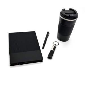 Набор корпоративных подарков с возможностью нанесения логотипа — кружка с шелкографией и блокнот в современном минималистичном дизайне для ежегодных встреч и автосалонов - Product Image 4