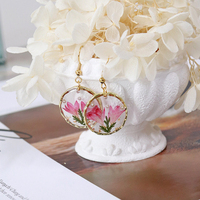 Boucles d'oreilles en acier inoxydable avec logo personnalisé, forme ronde, fleurs séchées, bijoux quotidiens, cadeau de mode pour femmes