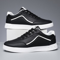 Chaussures de sport décontractées pour hommes, respirantes, en mesh, solides, blanches, populaires, chaussures de mode pour étudiants