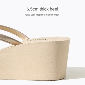 Luladi Sandali Estivi da Donna Stile Coreano <span class=keywords><strong>con</strong></span> <span class=keywords><strong>Tacco</strong></span> Alto, <span class=keywords><strong>Infradito</strong></span> da Spiaggia Antiscivolo alla Moda <span class=keywords><strong>con</strong></span> Zeppa Spessa in Gomma EVA - Product Image 3