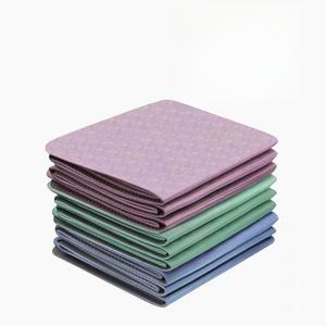 Nouvel arrivage de <span class=keywords><strong>tapis</strong></span> de <span class=keywords><strong>yoga</strong></span> écologique en TPE 4mm-6mm <span class=keywords><strong>tapis</strong></span> de fitness pliable avec sac pour gym <span class=keywords><strong>yoga</strong></span> camping portable et pratique - Product Image 5