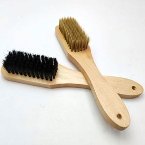 Brosse à chaussures en crin de cheval naturel personnalisée en gros avec manche en bois pour le nettoyage et l'entretien des chaussures - Product Image 5