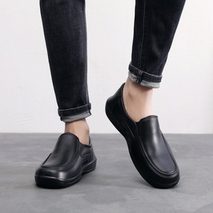 Bottes de sécurité unisexes durables pour ateliers, travaux marins, ingénieurs et ouvriers industriels – Confortables et souples - Product Image 6