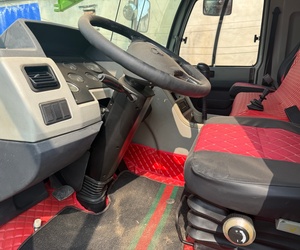 รถเครนมือสอง 100 ตัน Zoomlion Ztc1000v รถเครนบรรทุก 100 ตัน QY30v QY25v - Product Image 3