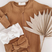 Combinaison Bébé Hiver 100% Coton Tendance 2025 – Grenouillère Chaude en Jersey et Lin avec Fermeture Éclair Épaisse Motif Ours et Bord Côtelé
