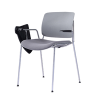 Vente en gros de chaises de bureau avec accoudoirs en PP mobilier pour salle de classe chaises de conférence en plastique bon marché pour salle de formation