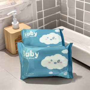 Lingettes humides jetables écologiques de haute qualité de l'usine OEM <span class=keywords><strong>Tissu</strong></span> non tissé pour bébé féminin Nettoyage doux et efficace Vente en gros - Product Image 1