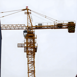 Grúa Pequeña QTZ50(TC5008) con Capacidad de Carga de 4t, Longitud de Brazo de 50m 42m para Obras de Construcción y Materiales de Construcción - Product Image 1