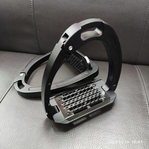 Horshi Black Premium Kwaliteit Veiligheidsstijgbeugels Professionele Antislip Ruiterstijgbeugels Hoge Sterkte Aluminium - Product Image 2