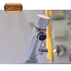 Tay Cầm Đơn Kiểm Soát Nhiệt Độ Đo Sáng Tự Đóng Vòi Phòng Tắm Nút Nhấn Vòi Nóng Lạnh - Product Image 3